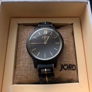 Jord wood watch